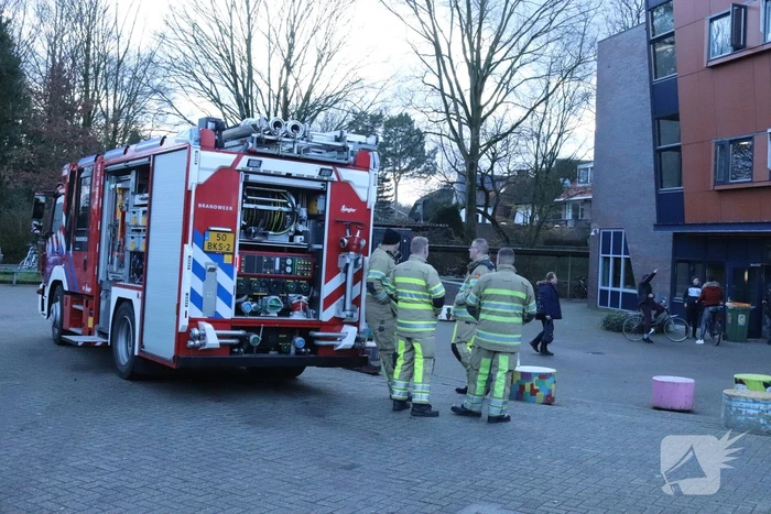 Christelijk lyceum ontruimd na brand op toilet