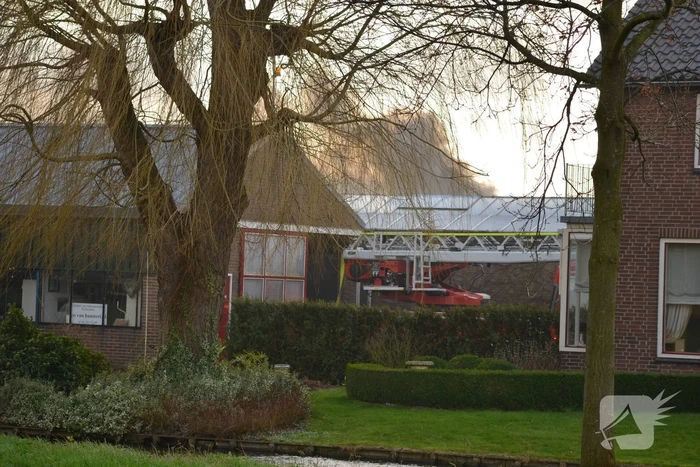 Flinke rookontwikkeling bij brand in caravanstalling