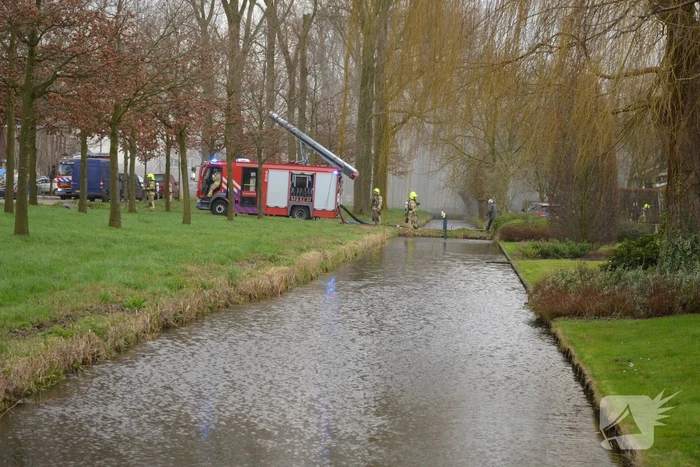 Flinke rookontwikkeling bij brand in caravanstalling