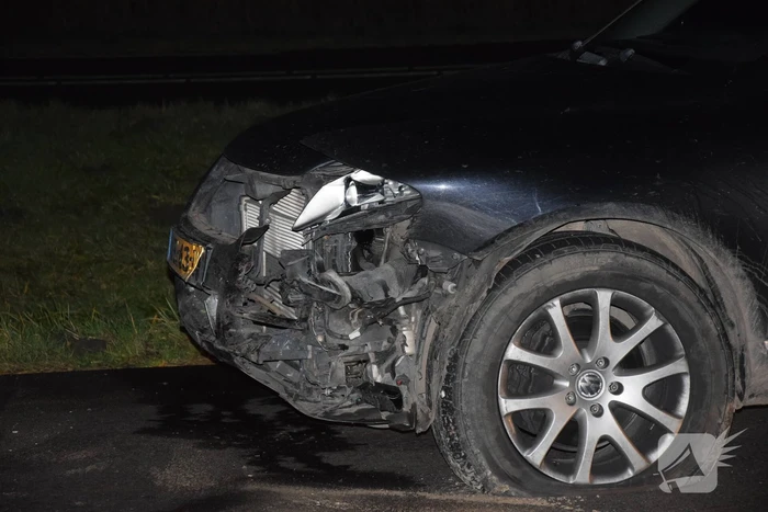 Flinke schade en gewonde na frontale botsing