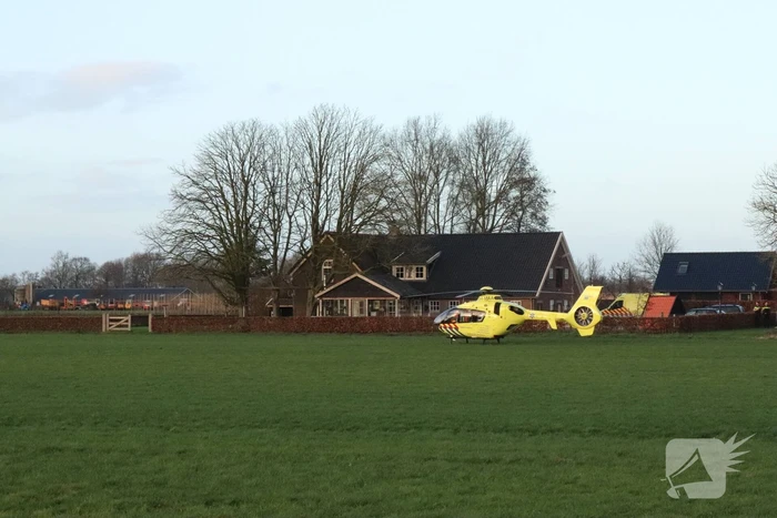 Traumahelikopter landt voor zwaargewonde jongen