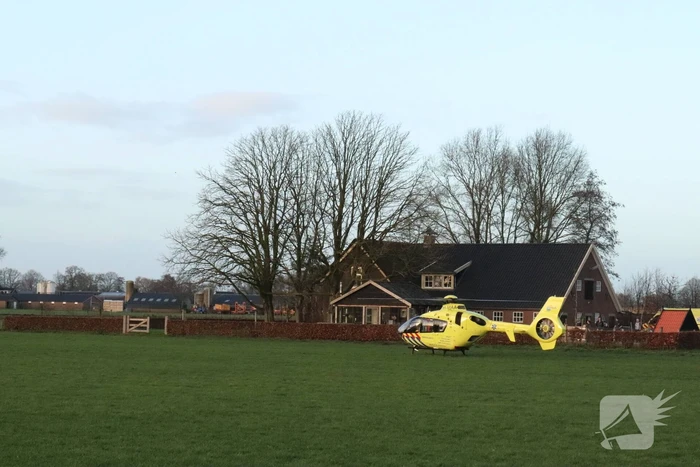 Traumahelikopter landt voor zwaargewonde jongen