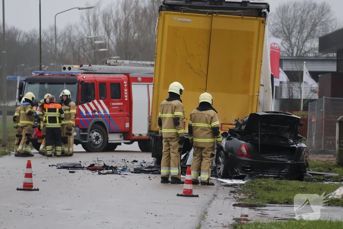 Dode gevonden in uitgebrande auto