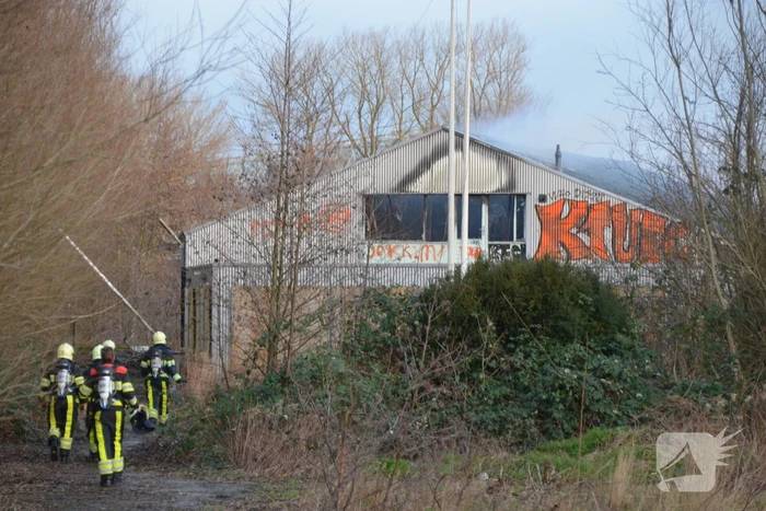 Opnieuw brand in leegstaande loods Schuurmans