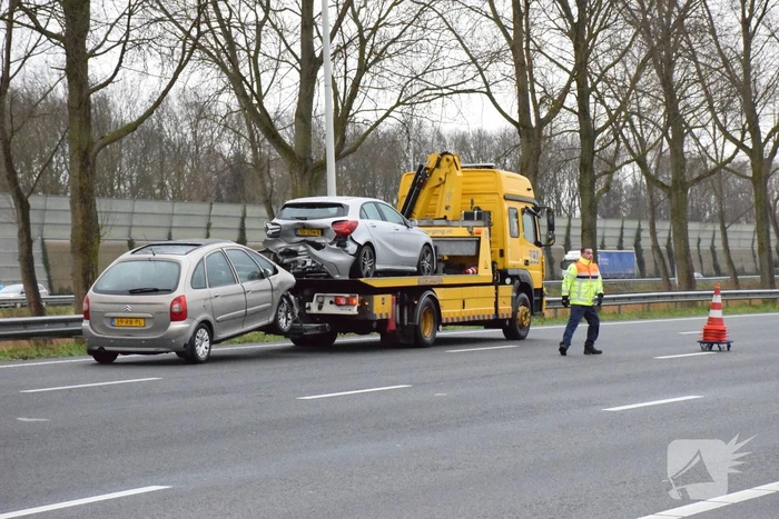 A12 tijdelijk afgesloten na ongeval