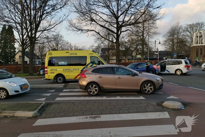 Fietser gewond na aanrijding met auto