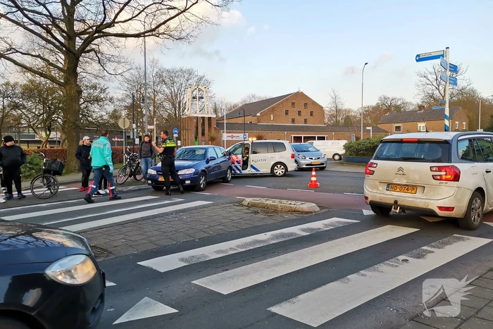 Fietser gewond na aanrijding met auto