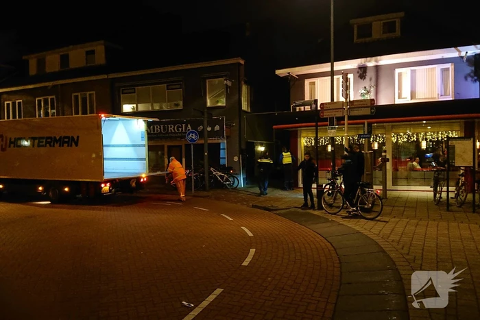 Politie doet inval in woning