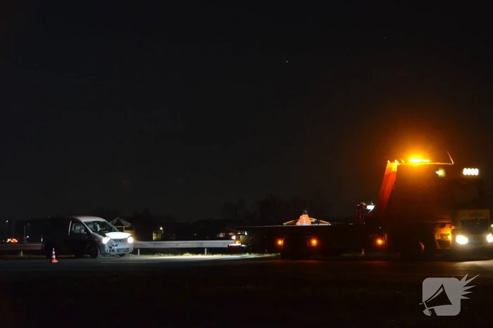 Flinke schade bij aanrijding op snelweg