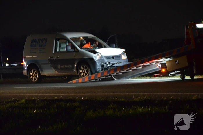 Flinke schade bij aanrijding op snelweg