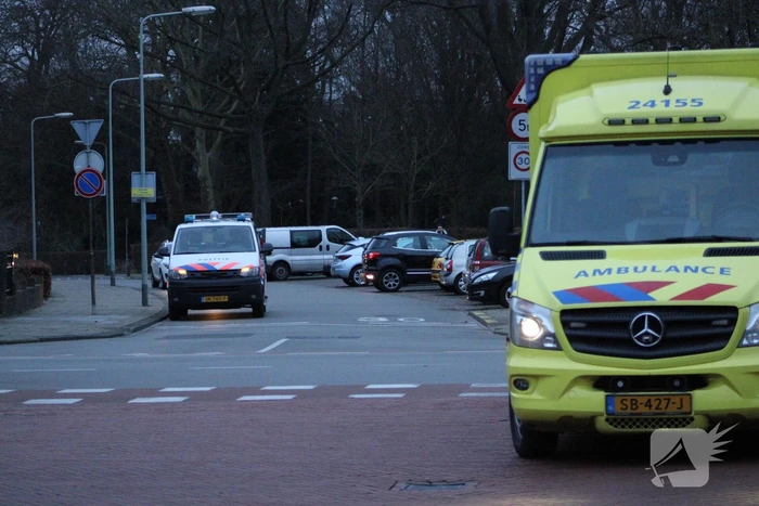 Scootmobiel aangereden door personenauto