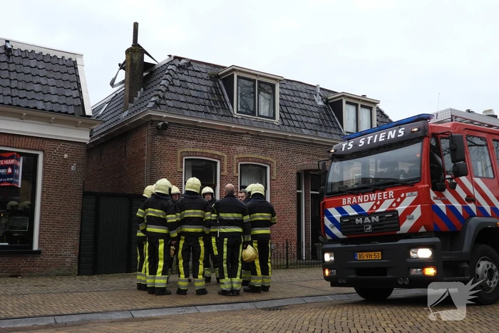Stuk dak van woning gewaaid