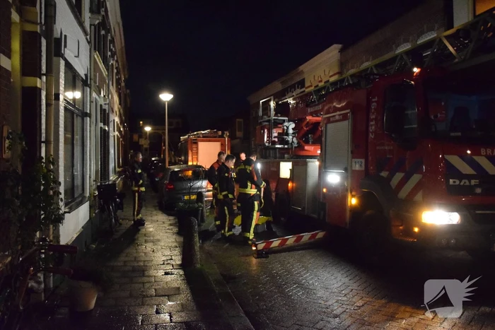Waterlekkage door afgewaaide dakpannen