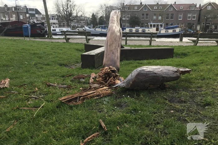 Kunstwerk Famke Mei Fugel heeft storm Ciara niet overleefd