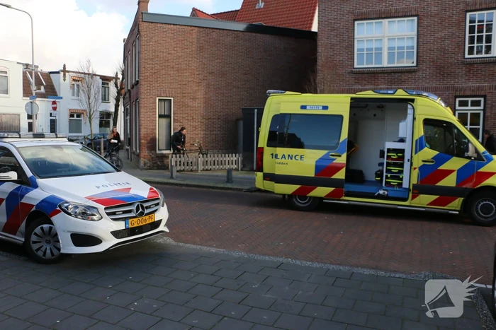Persoon in scootmobiel ten val