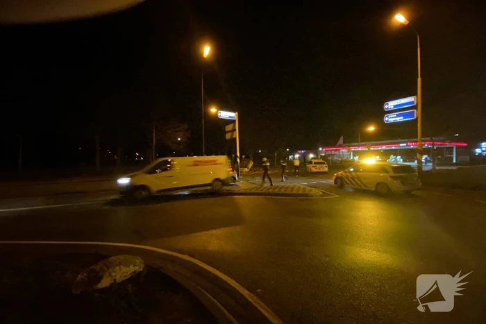 Auto over de kop bij ongeval