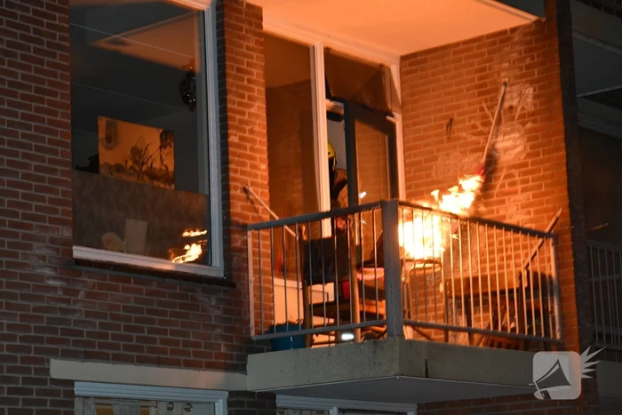 Frituurpan vliegt in brand
