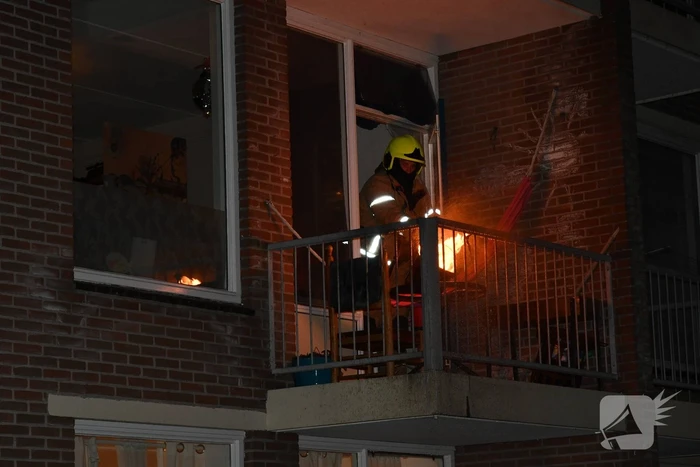 Frituurpan vliegt in brand