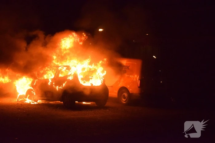 Meerdere auto's verwoest door een brand