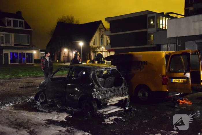Meerdere auto's verwoest door een brand