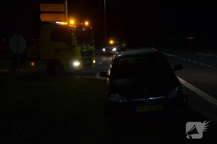 Schade na aanrijding tussen twee personenauto's