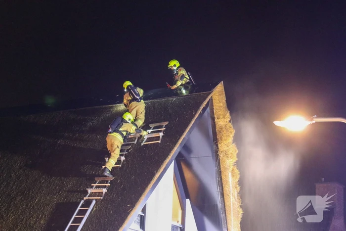 Brand in woning met rieten kap
