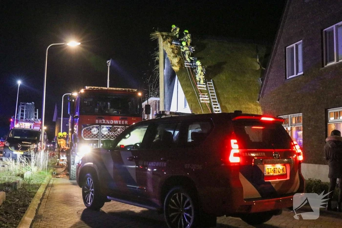 Brand in woning met rieten kap