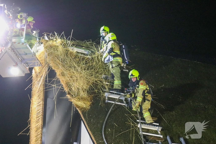Brand in woning met rieten kap