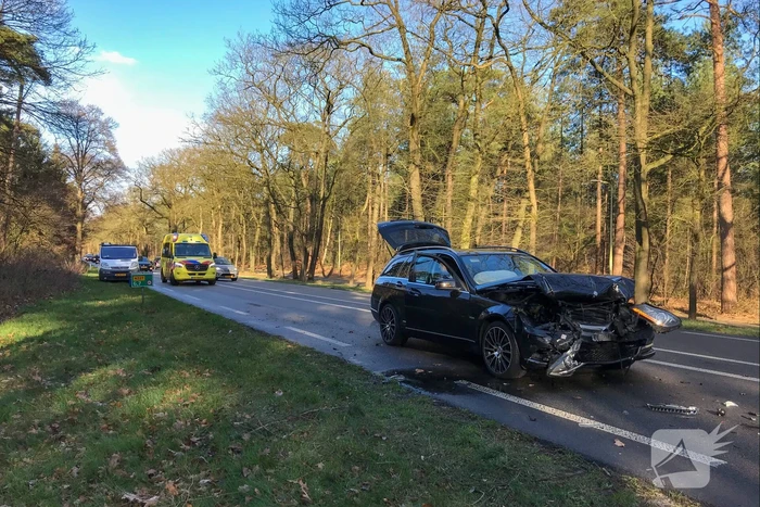 Meerdere voertuigen betrokken bij kop-staartbotsing