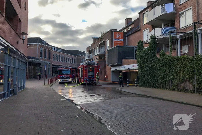Autobrand in parkeergarage