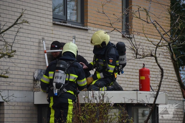 Brand op dak van erker na werkzaamheden