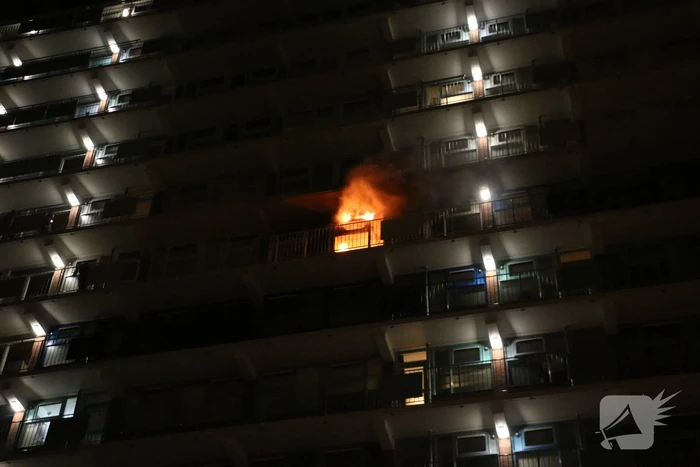Gewonde bij uitslaande brand in flat