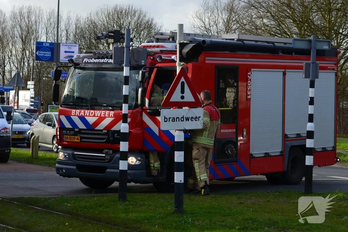 Tram en personenauto botsen op elkaar