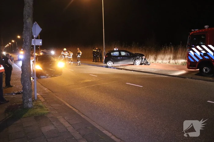 Gewonde na frontale aanrijding op kruising