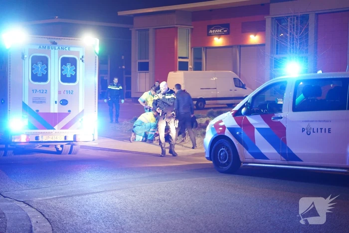 Man in been geschoten op parkeerplaats