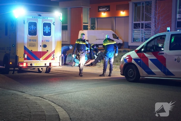 Man in been geschoten op parkeerplaats