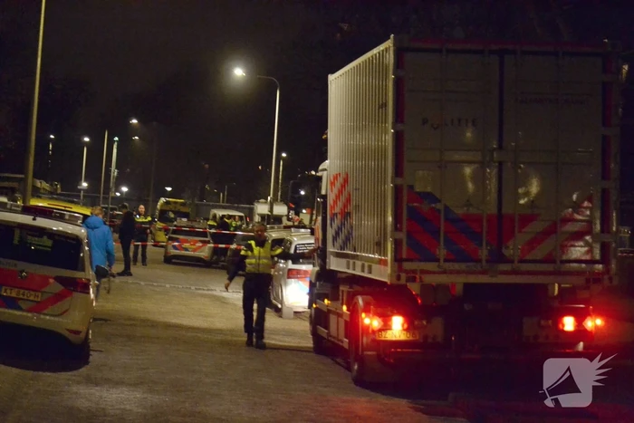 Één dode en drie gewonden bij steekpartij, verdachte aangehouden