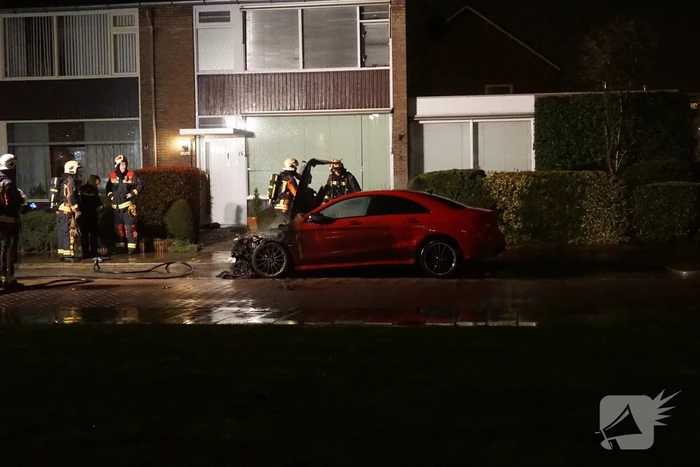 Zoveelste auto in brand