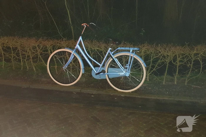 Persoon uit het water gered
