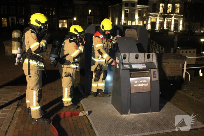 Brand in ondergrondse container