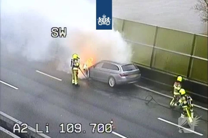 Auto gaat in vlammen op