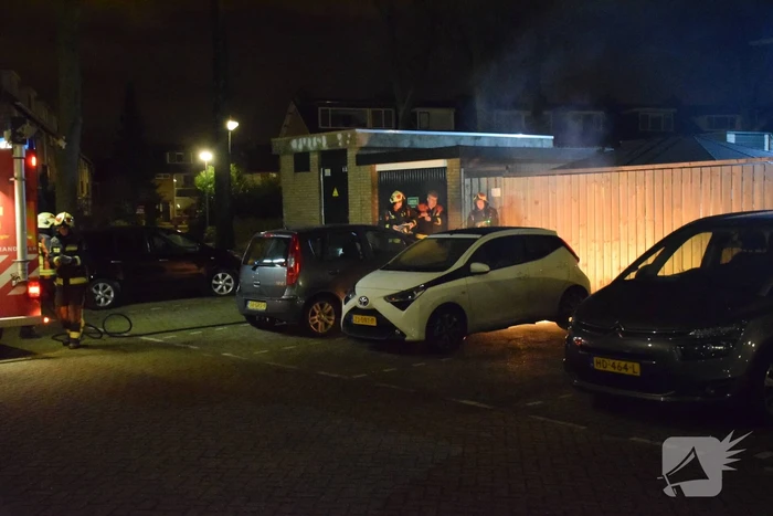 Autobrand vermoedelijk aangestoken