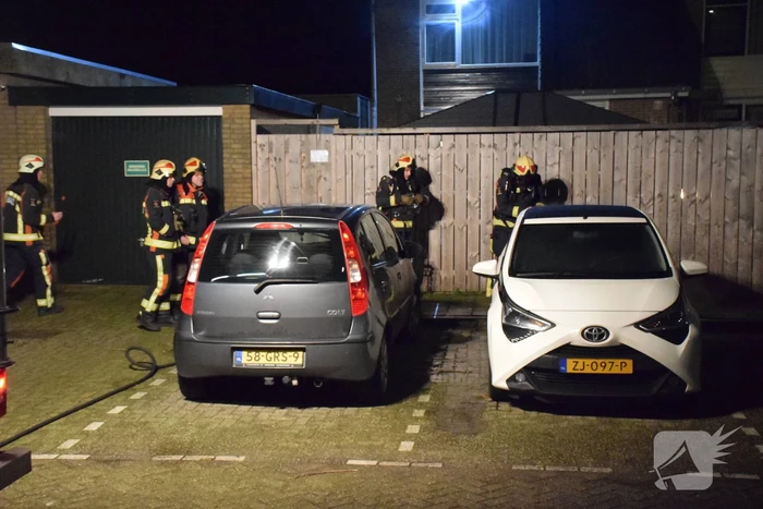Autobrand vermoedelijk aangestoken