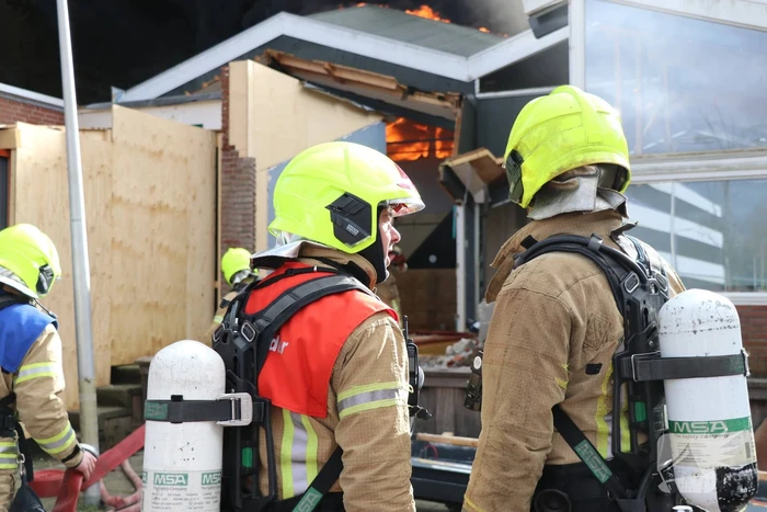 Uitslaande brand in slooppand