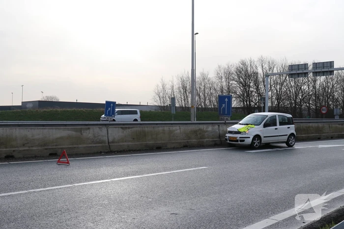 Auto vliegt uit de beruchte bocht