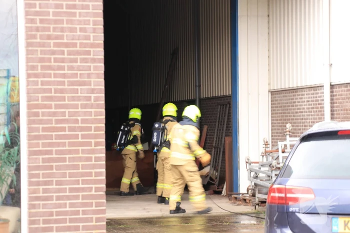 Kleine brand in bedrijvenpand