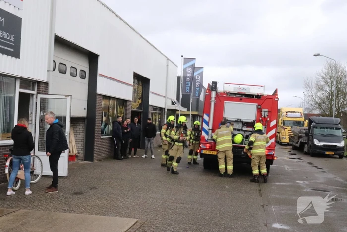 Kleine brand in bedrijvenpand