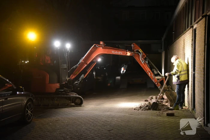 Veel woningen zonder stroom en water na lekkage