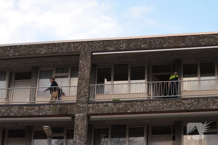 Man overleden bij steekpartij in woning