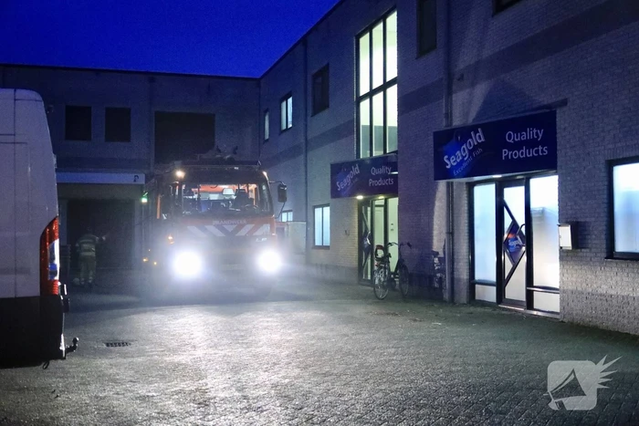 Visgroothandel vol rook na brand in koelcel